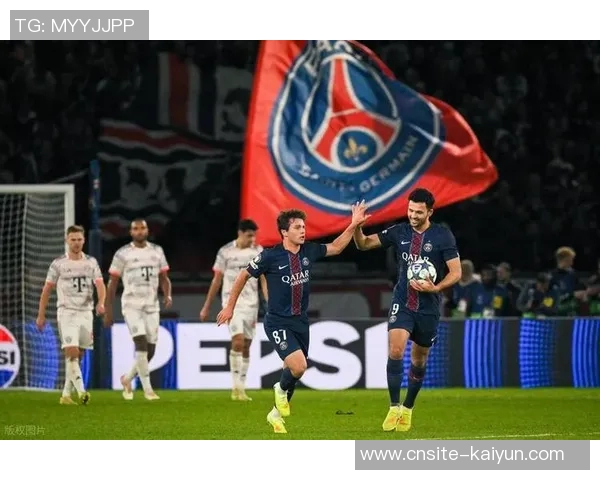 迪亚斯闪耀巴黎赛场双响入账赛季数据惊人17场11球5助助力球队争冠