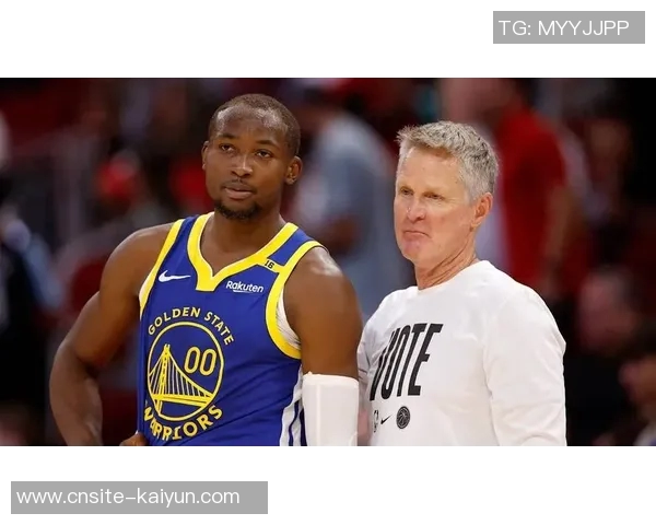 卡莱尔强调巴特勒与库明加组合需全力以赴应对高强度对抗挑战