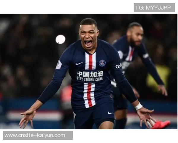 杜埃在法甲赛季中贡献25球成就2004年后出生球员的首位记录保持者