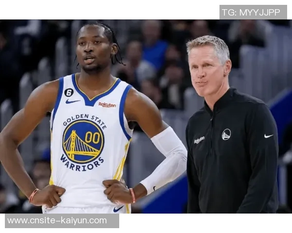 科尔称赞库明加成长显著关键时刻主动示意不该出手